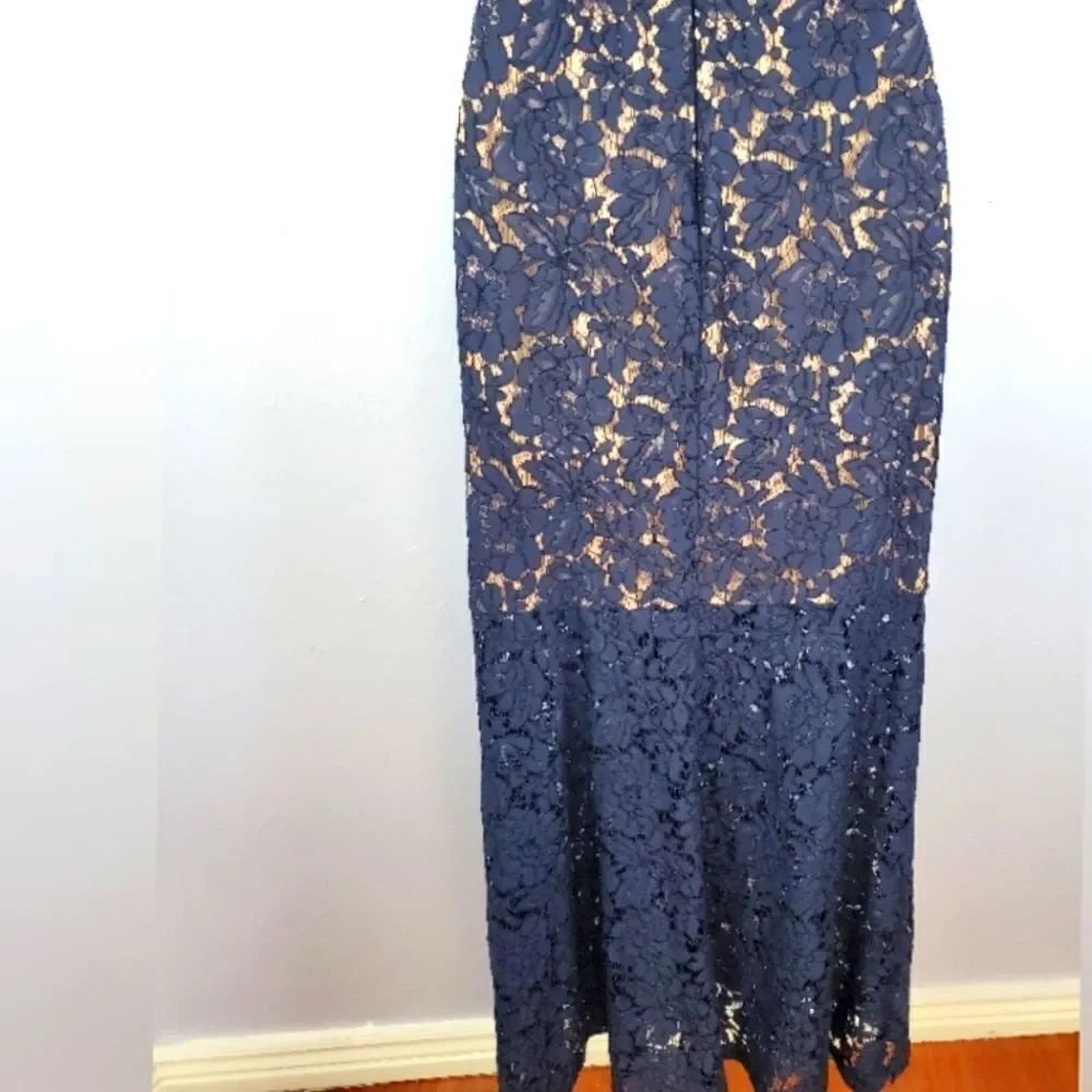 EVENING/PROM Dress  - Picture 4 of 6